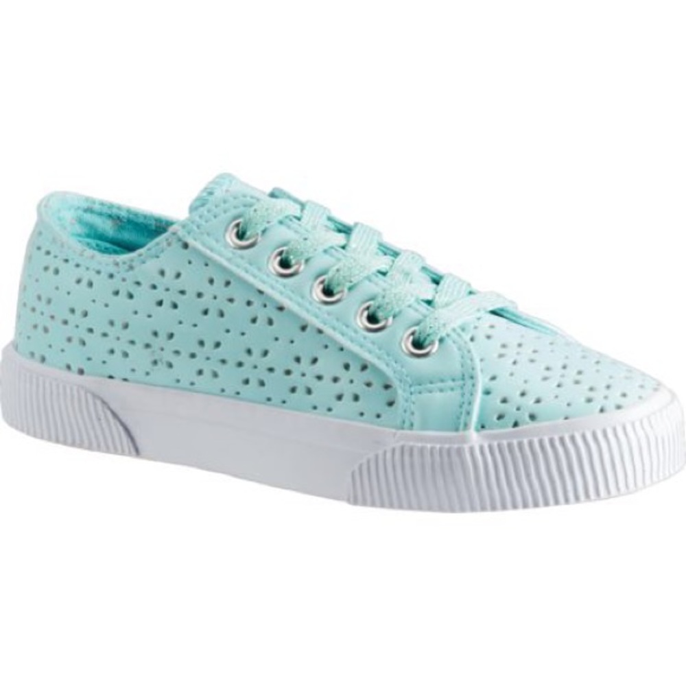 Austin’s trading Girls Cupie Shoes